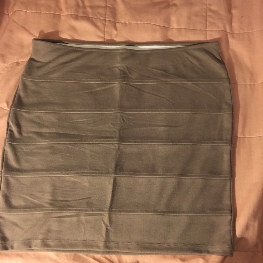 COPY - forever 21 plus size mini skirt